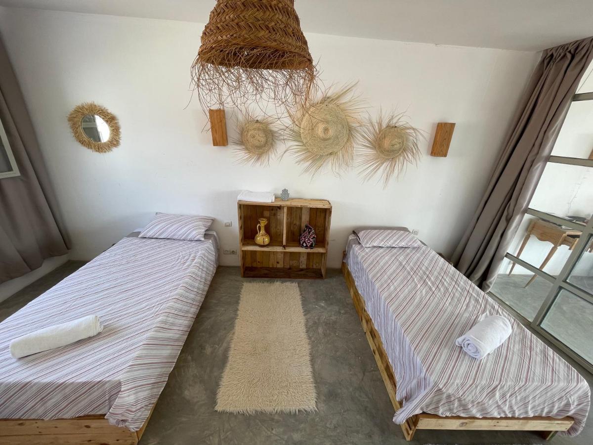 Anir Of Sea Tamraght Hostel Kültér fotó